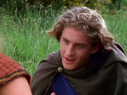 extant_XenaWarriorPrincess_1x13-AthensCityAcademyOfThePerformingBards_1820