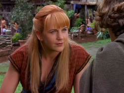 extant_XenaWarriorPrincess_1x13-AthensCityAcademyOfThePerformingBards_1825