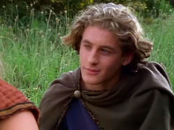 extant_XenaWarriorPrincess_1x13-AthensCityAcademyOfThePerformingBards_1829