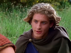 extant_XenaWarriorPrincess_1x13-AthensCityAcademyOfThePerformingBards_1837