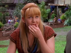 extant_XenaWarriorPrincess_1x13-AthensCityAcademyOfThePerformingBards_1858