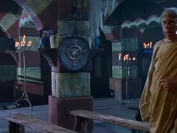 extant_XenaWarriorPrincess_1x13-AthensCityAcademyOfThePerformingBards_1860