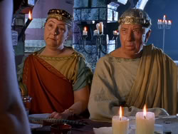 extant_XenaWarriorPrincess_1x13-AthensCityAcademyOfThePerformingBards_1874