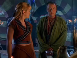 extant_XenaWarriorPrincess_1x13-AthensCityAcademyOfThePerformingBards_1880