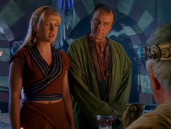 extant_XenaWarriorPrincess_1x13-AthensCityAcademyOfThePerformingBards_1884