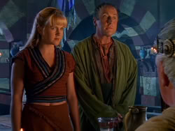 extant_XenaWarriorPrincess_1x13-AthensCityAcademyOfThePerformingBards_1890