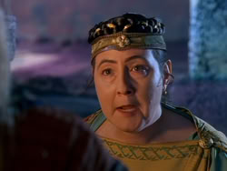 extant_XenaWarriorPrincess_1x13-AthensCityAcademyOfThePerformingBards_1899