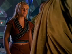 extant_XenaWarriorPrincess_1x13-AthensCityAcademyOfThePerformingBards_1913