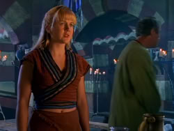 extant_XenaWarriorPrincess_1x13-AthensCityAcademyOfThePerformingBards_1914