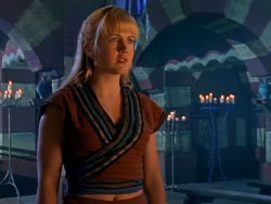 extant_XenaWarriorPrincess_1x13-AthensCityAcademyOfThePerformingBards_1916