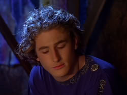 extant_XenaWarriorPrincess_1x13-AthensCityAcademyOfThePerformingBards_1928