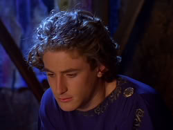 extant_XenaWarriorPrincess_1x13-AthensCityAcademyOfThePerformingBards_1930