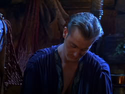 extant_XenaWarriorPrincess_1x13-AthensCityAcademyOfThePerformingBards_1932