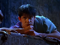extant_XenaWarriorPrincess_1x13-AthensCityAcademyOfThePerformingBards_1933