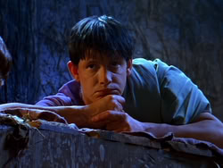 extant_XenaWarriorPrincess_1x13-AthensCityAcademyOfThePerformingBards_1934