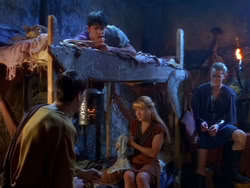 extant_XenaWarriorPrincess_1x13-AthensCityAcademyOfThePerformingBards_1945