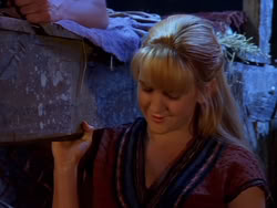 extant_XenaWarriorPrincess_1x13-AthensCityAcademyOfThePerformingBards_2012