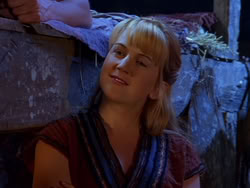 extant_XenaWarriorPrincess_1x13-AthensCityAcademyOfThePerformingBards_2028
