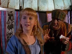 extant_XenaWarriorPrincess_1x13-AthensCityAcademyOfThePerformingBards_2041