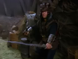 extant_XenaWarriorPrincess_1x13-AthensCityAcademyOfThePerformingBards_2052