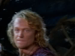 extant_XenaWarriorPrincess_1x13-AthensCityAcademyOfThePerformingBards_2059