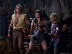 extant_XenaWarriorPrincess_1x13-AthensCityAcademyOfThePerformingBards_2061