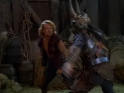 extant_XenaWarriorPrincess_1x13-AthensCityAcademyOfThePerformingBards_2074