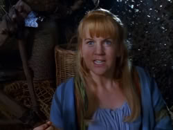 extant_XenaWarriorPrincess_1x13-AthensCityAcademyOfThePerformingBards_2078