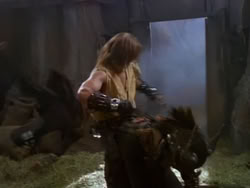 extant_XenaWarriorPrincess_1x13-AthensCityAcademyOfThePerformingBards_2084