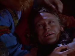extant_XenaWarriorPrincess_1x13-AthensCityAcademyOfThePerformingBards_2116