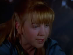 extant_XenaWarriorPrincess_1x13-AthensCityAcademyOfThePerformingBards_2122