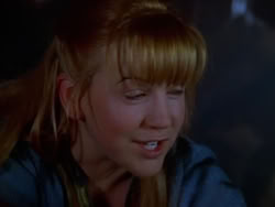 extant_XenaWarriorPrincess_1x13-AthensCityAcademyOfThePerformingBards_2129