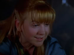 extant_XenaWarriorPrincess_1x13-AthensCityAcademyOfThePerformingBards_2131