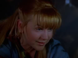 extant_XenaWarriorPrincess_1x13-AthensCityAcademyOfThePerformingBards_2133