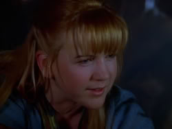 extant_XenaWarriorPrincess_1x13-AthensCityAcademyOfThePerformingBards_2138