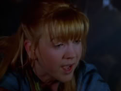 extant_XenaWarriorPrincess_1x13-AthensCityAcademyOfThePerformingBards_2161