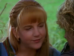 extant_XenaWarriorPrincess_1x13-AthensCityAcademyOfThePerformingBards_2167