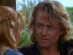 extant_XenaWarriorPrincess_1x13-AthensCityAcademyOfThePerformingBards_2173