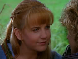 extant_XenaWarriorPrincess_1x13-AthensCityAcademyOfThePerformingBards_2177