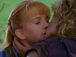 extant_XenaWarriorPrincess_1x13-AthensCityAcademyOfThePerformingBards_2191
