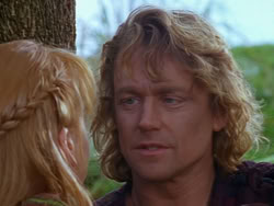 extant_XenaWarriorPrincess_1x13-AthensCityAcademyOfThePerformingBards_2199