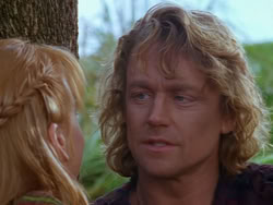 extant_XenaWarriorPrincess_1x13-AthensCityAcademyOfThePerformingBards_2200