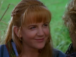 extant_XenaWarriorPrincess_1x13-AthensCityAcademyOfThePerformingBards_2203