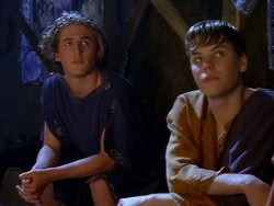 extant_XenaWarriorPrincess_1x13-AthensCityAcademyOfThePerformingBards_2214