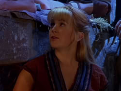 extant_XenaWarriorPrincess_1x13-AthensCityAcademyOfThePerformingBards_2216