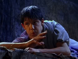 extant_XenaWarriorPrincess_1x13-AthensCityAcademyOfThePerformingBards_2225