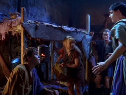 extant_XenaWarriorPrincess_1x13-AthensCityAcademyOfThePerformingBards_2229