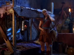 extant_XenaWarriorPrincess_1x13-AthensCityAcademyOfThePerformingBards_2236