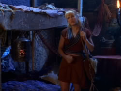 extant_XenaWarriorPrincess_1x13-AthensCityAcademyOfThePerformingBards_2243