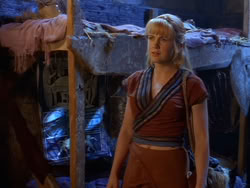 extant_XenaWarriorPrincess_1x13-AthensCityAcademyOfThePerformingBards_2260